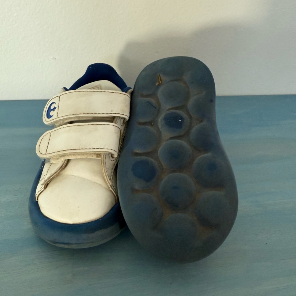 adidas Star Wars R2-D2 - Picture 3 of 5